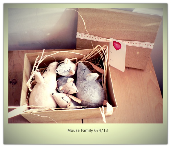 mousefamilyforfebmarketnight